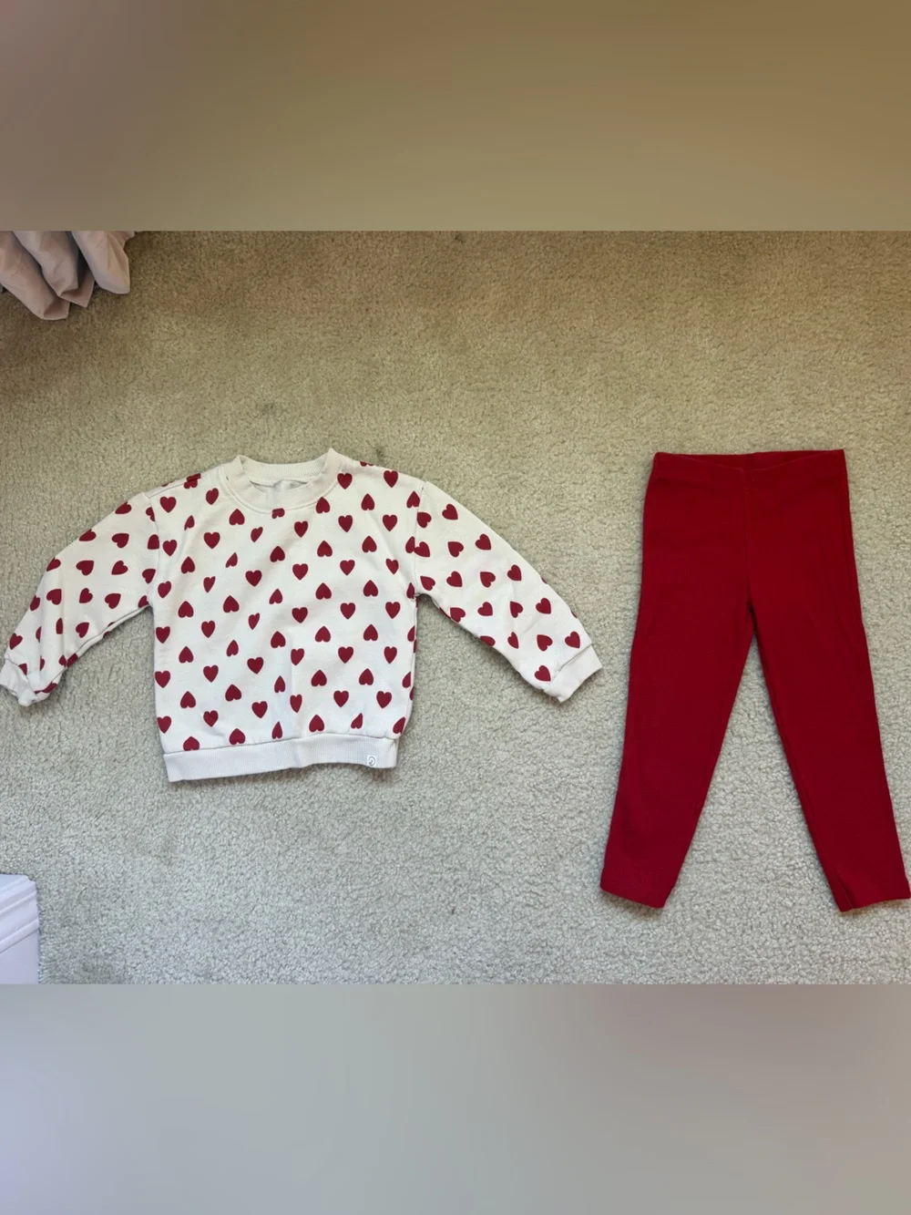 Little Planet organic girls Valentine’s heart red and white matching set 4T